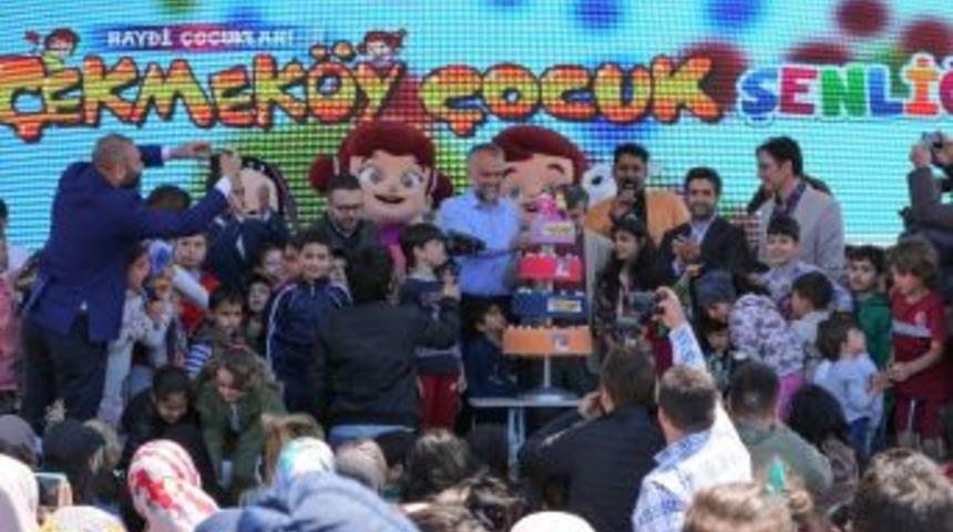 &Ccedil;ekmek&ouml;y &Ccedil;ocuk 2 Yaşında