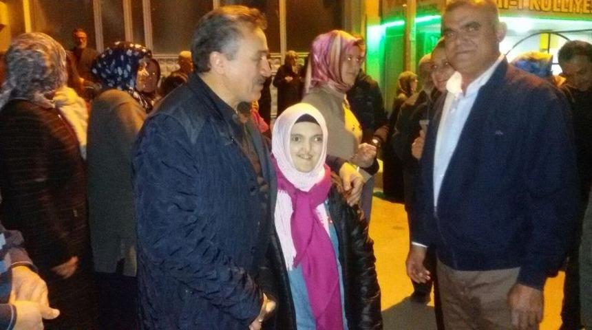 Başkan Tutal Engelli Öğrencinin Umre Hayalini Gerçekleştirdi