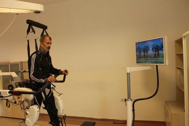 Felç Geçiren Yürüyemeyen Hastalar İçin Başarılı Bir Tedavi Yöntemi G3