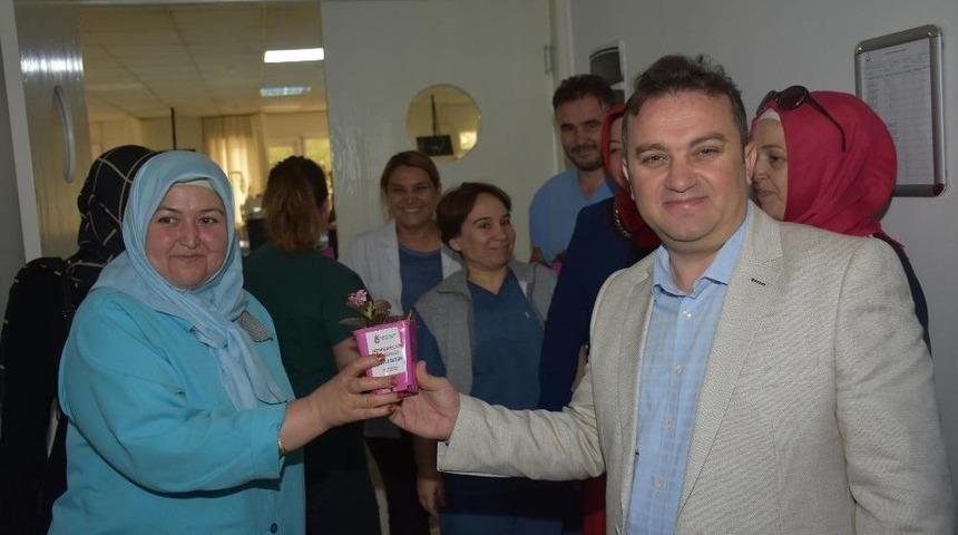 Şehzadeler Belediyesi Hemşireleri Unutmadı