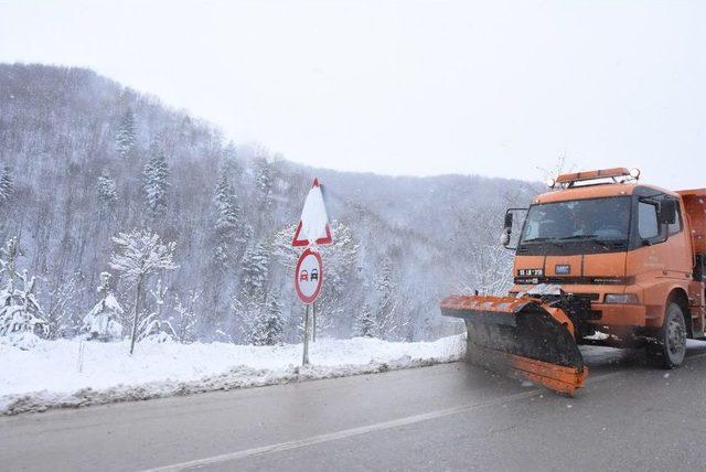 Sinop’a Mevsimin İlk Karı Düştü