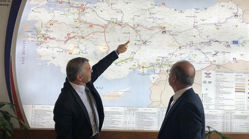 Demir Yolu Projeleri Masaya Yatırıldı