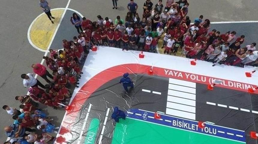 Jandarmadan Trafik Haftası Etkinlikleri