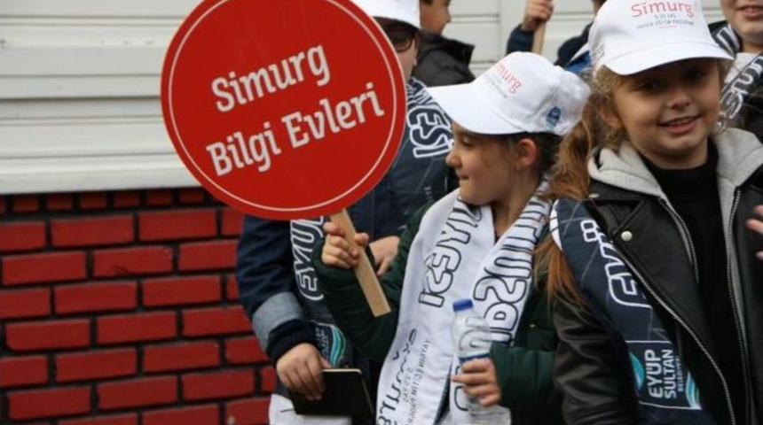 Simurg Bilgi Evlerinden &rsquo;iyiliğe G&ouml;z A&ccedil;ın&rsquo; Projesi