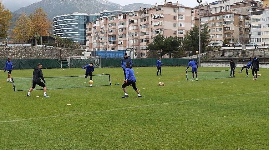 Karab&uuml;kspor&rsquo;da Bursaspor Ma&ccedil;ı Hazırlıkları Başladı