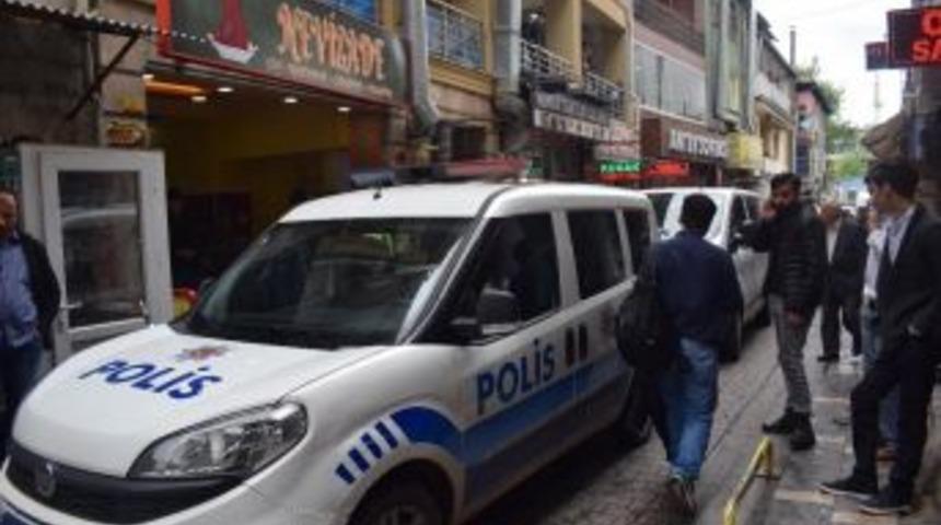 Otoparktaki Kavgada 1 Kişi &Ouml;ld&uuml;