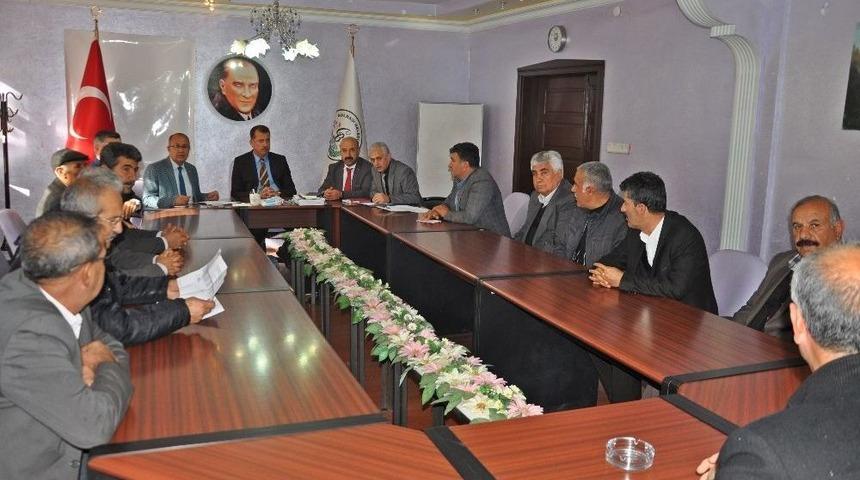 Erkenek Grup İ&ccedil;me Suyu Birliği Toplantısı D&uuml;zenlendi