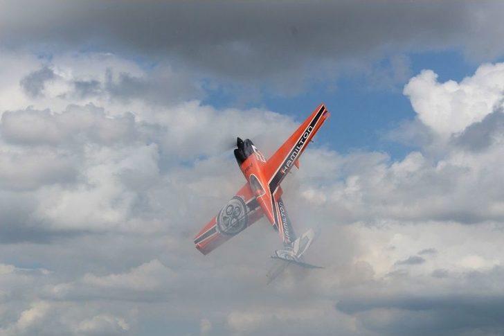 Kartepe, Model Uçak Gösterileriyle Renklendi G5