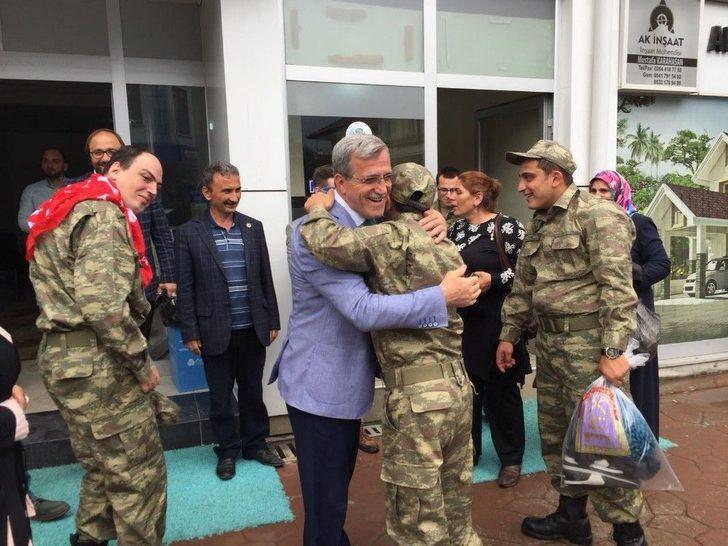 Sakarya’da 17 Engelli Genç Temsili Askerlik Yaptı G1