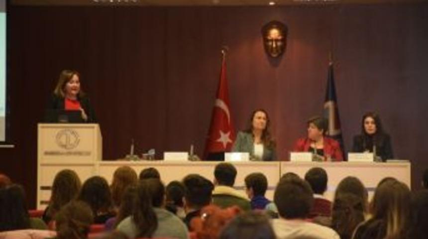 &ldquo;kadına Y&ouml;nelik Şiddetin Toplumsal Y&uuml;z&uuml;&rdquo; Anadolu &Uuml;niversitesi&rsquo;nde Ele Alındı