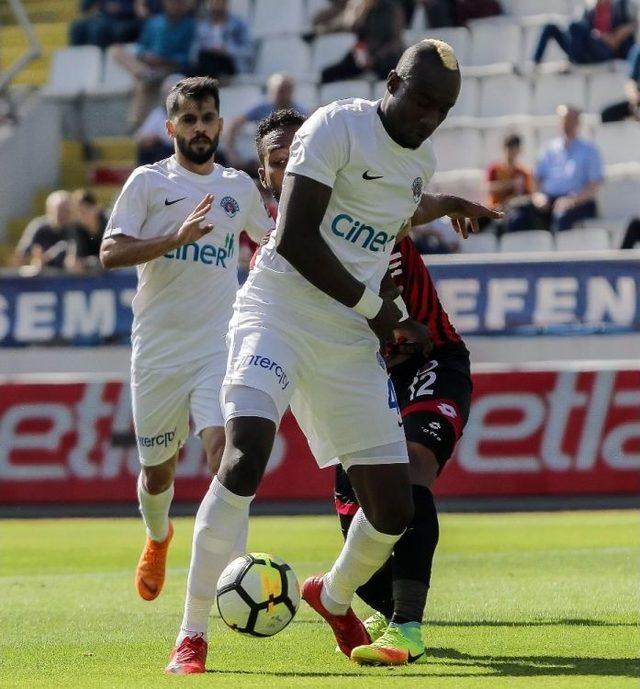 Paşa’da Diagne Şov