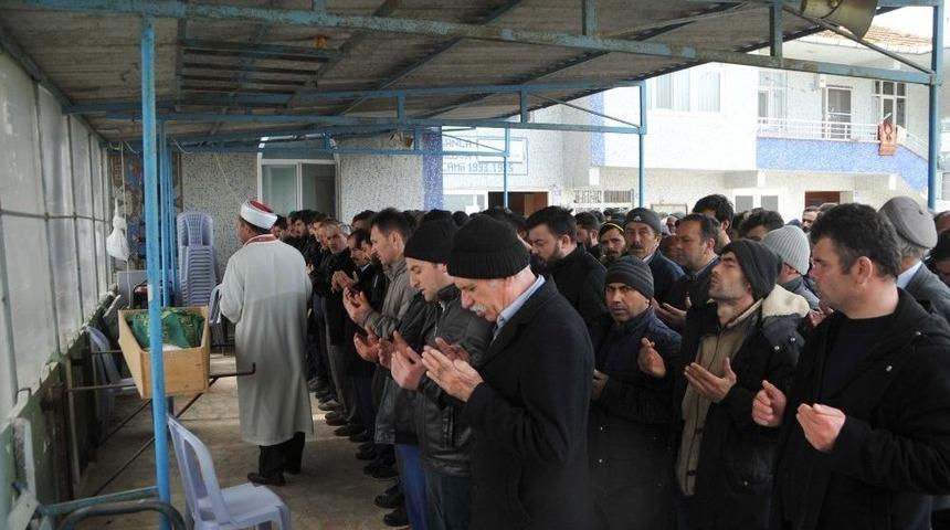 Kızılırmak Nehri&rsquo;ne Atlayan Gen&ccedil; Defnedildi