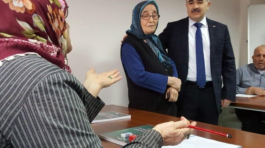 Vali Dağlı&rsquo;dan Okuma Yazma Seferberliğine Katılım &Ccedil;ağrısı