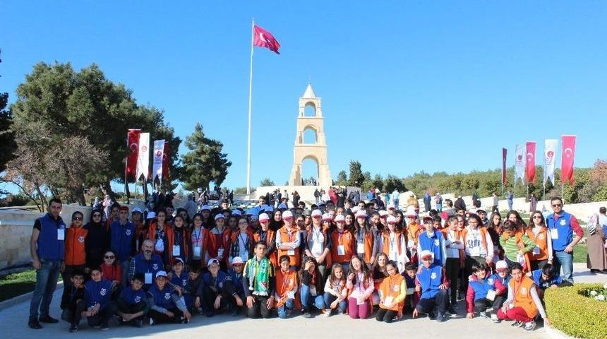 İstanbul Ve &Ccedil;anakkale&rsquo;ye Giden &Ouml;ğrenciler Kars&rsquo;a D&ouml;nd&uuml;