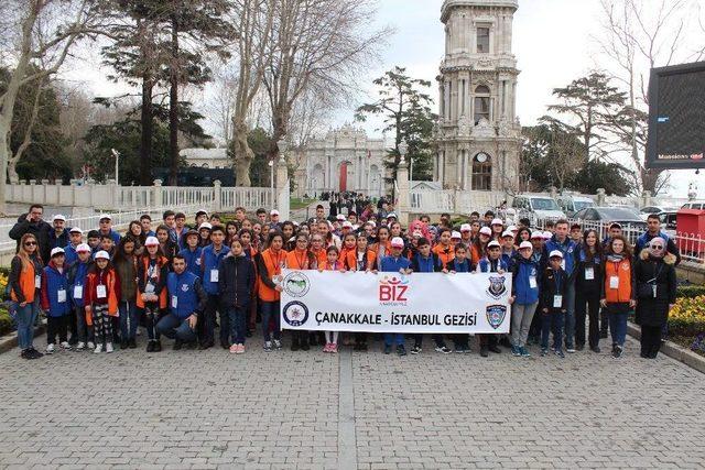 İstanbul Ve Çanakkale’ye Giden Öğrenciler Kars’a Döndü