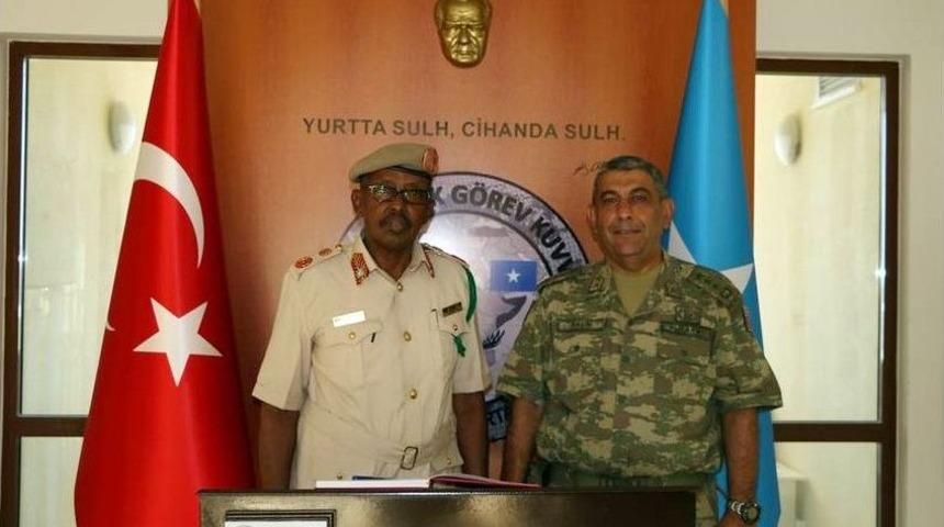 Somali Genelkurmay Başkanı Gorod, T&uuml;rk G&ouml;rev Kuvvet Komutanlığını Ziyaret Etti