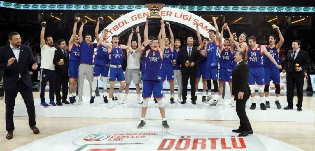 Basketbol Gen&ccedil;ler Ligi&rsquo;nde Şampiyon Anadolu Efes