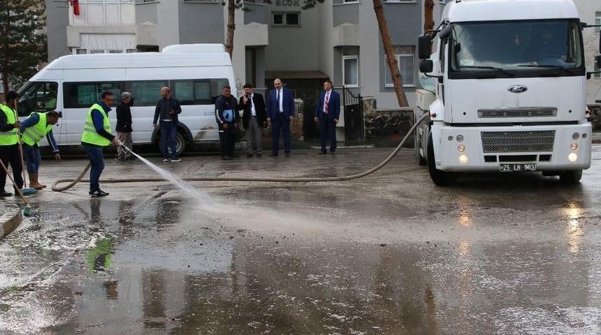 Aziziye Belediyesi Bahar Temizliğine Başladı