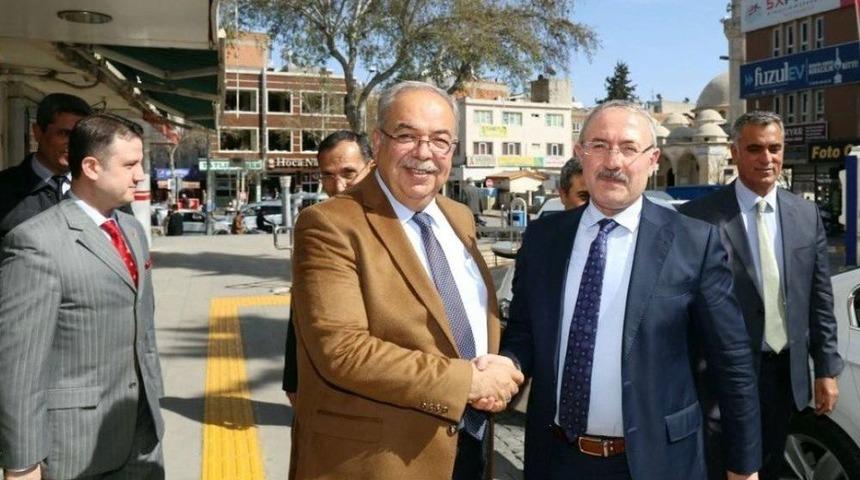 Başkan Yardımcısı &Ouml;zyolcu Belediyenin &Ccedil;alışmalarını İnceledi