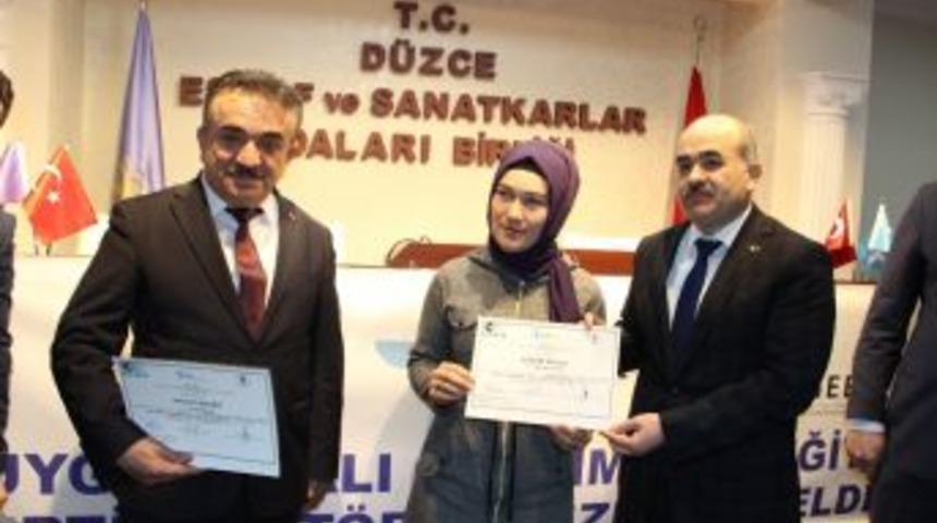Girişimcilere Sertifikaları Verildi