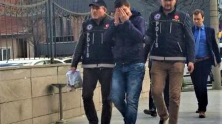 Uyuşturucu Satarken Yakalanan Suç Makinesi Tutuklandı