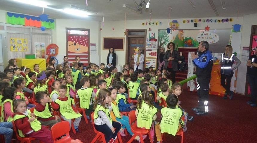 Minikler Bilgilendirildi