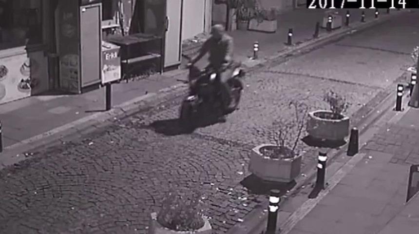 (&ouml;zel Haber) Doğum G&uuml;n&uuml;nde Motosikletini &Ccedil;alıp, İnternette Satışa Sundular