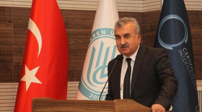 &lsquo;zat-ı Mahfuz&rsquo;un Y&ouml;netmeni &Ouml;ğrencilerle Buluştu