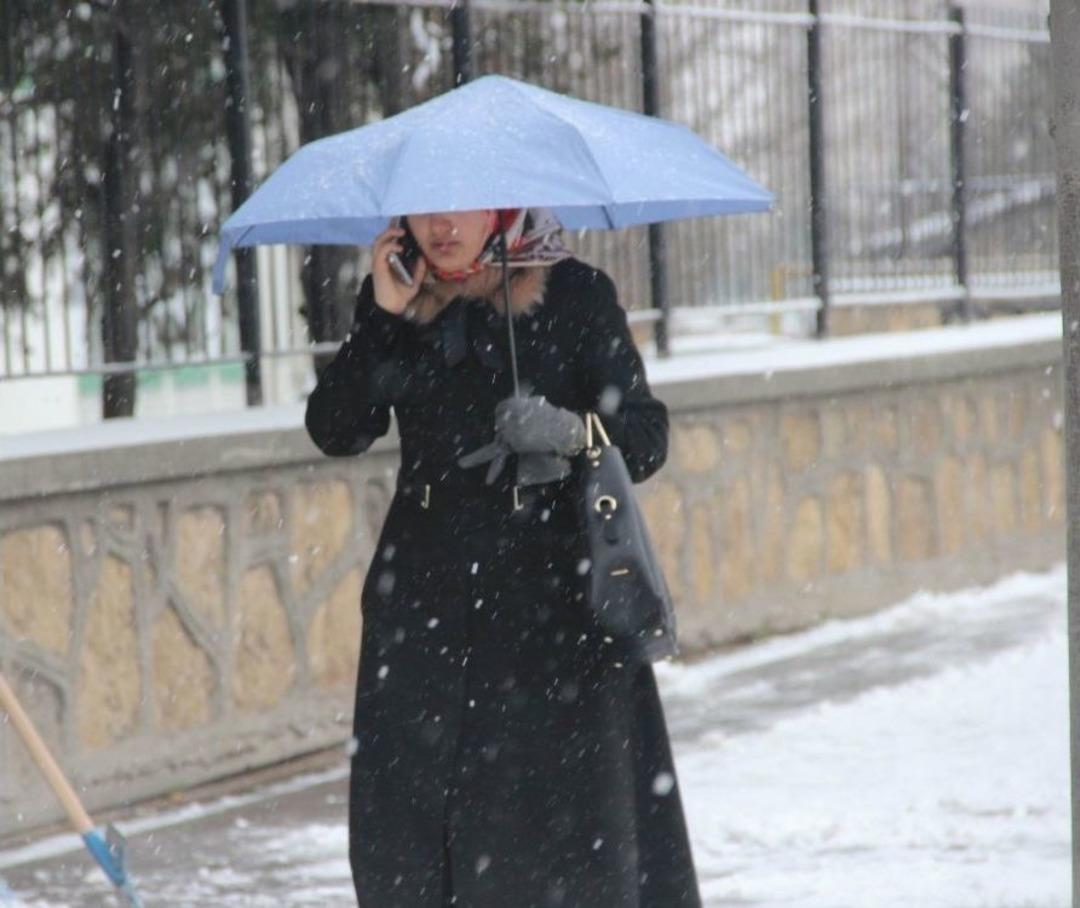 Sivas&rsquo;ta Kar Yağışı Etkili Oldu