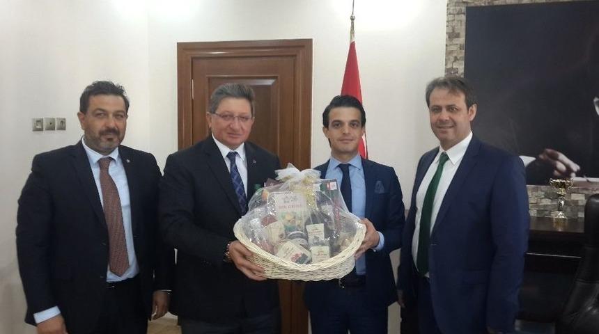 Nazilli Ticaret Odası’ndan Bozdoğan Kaymakamı Akyüz’e Ziyaret