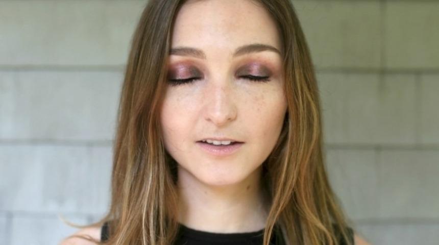 Kendall Jenner&rsquo;in Makyaj Sanat&ccedil;ısından &ldquo;Smokey Eye&rdquo; Makyaj Teknikleri