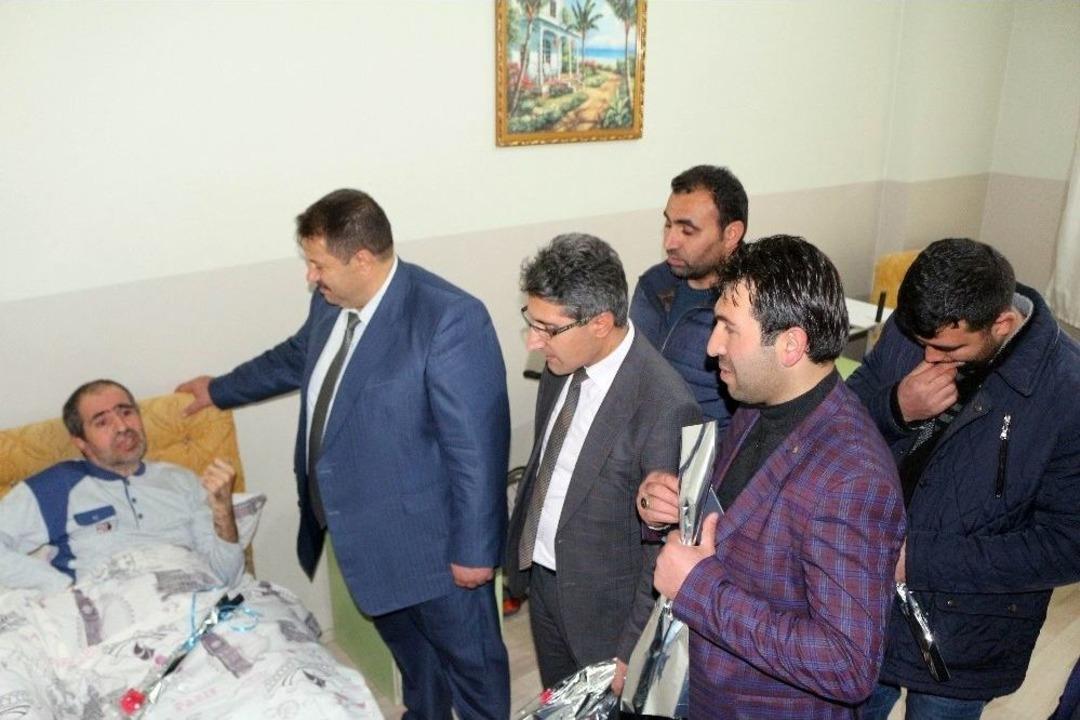 Ms Hastası &Ouml;ğretmene &Ouml;ğrencileri Sahip &Ccedil;ıktı