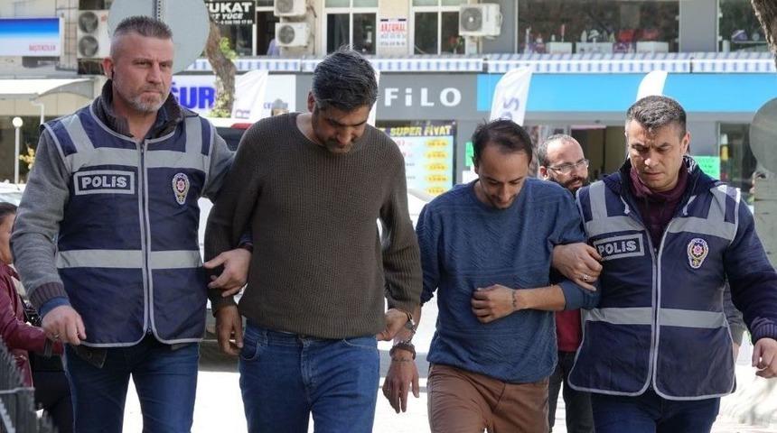 Hırsızlık Zanlıları 45 Kilometre S&uuml;ren Kovalamaca Sonucu Yakalandı