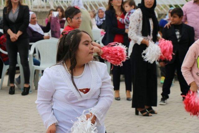 Boğazlıyan’da Özel Öğrenciler Anneleri İçin Hünerlerini Sergiledi