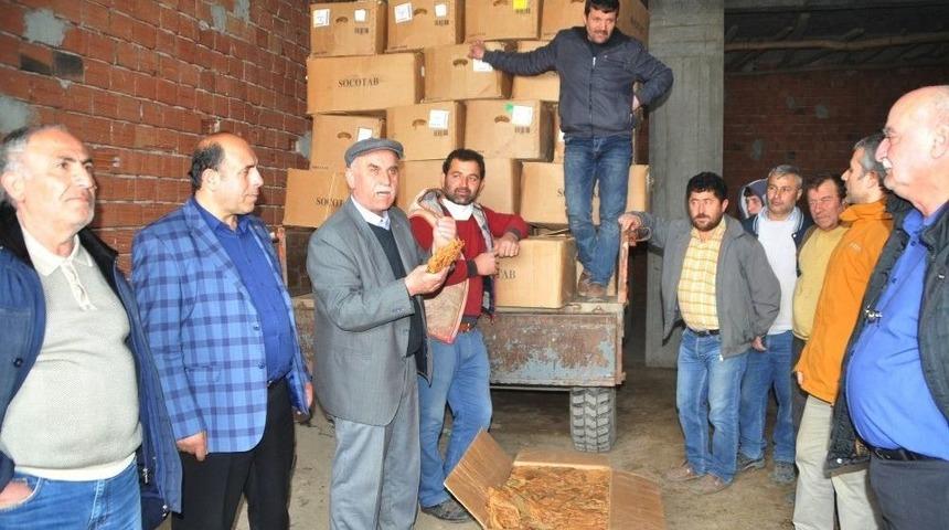 T&uuml;t&uuml;n &Uuml;reticisi &rsquo;destek&rsquo; İstiyor