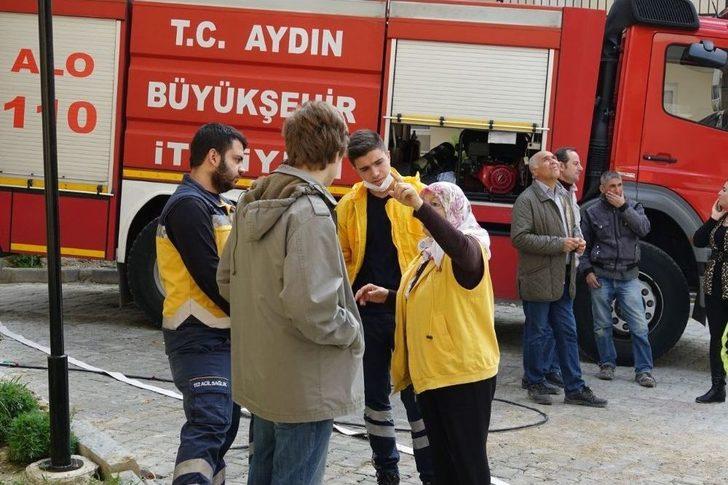 Kuşadası’nda Korkutan Yangın G2