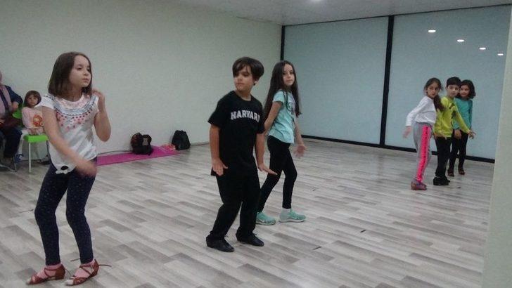 Batman Salsa Yarışmasında Türkiye Dördüncüsü Oldu G3