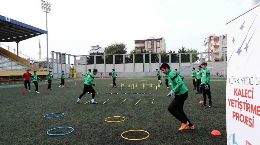 Geleceğin Kalecileri Bağcılar’da Yetişiyor