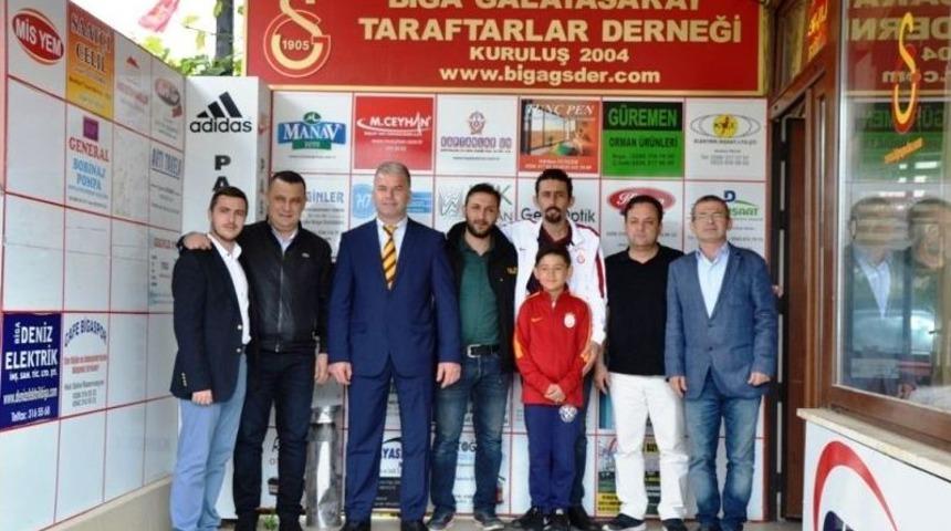 Biga Gs Derneği Üyeleri Basın Mensupları İle Bir Araya Geldi