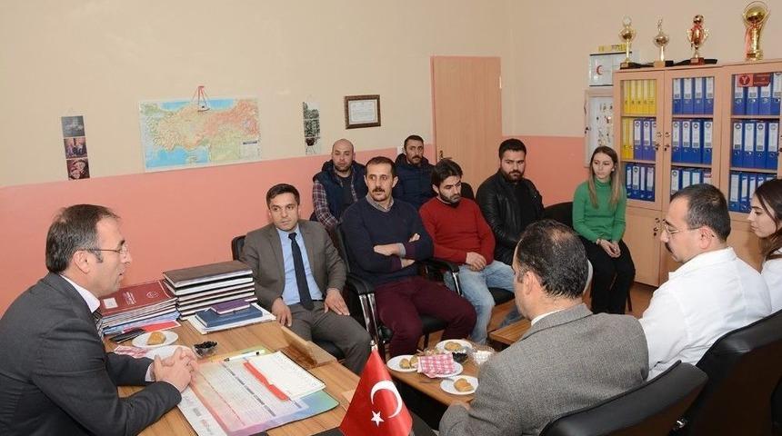 Akg&uuml;l&rsquo;den &Ouml;ğretmenlere Anlamlı Ziyaret