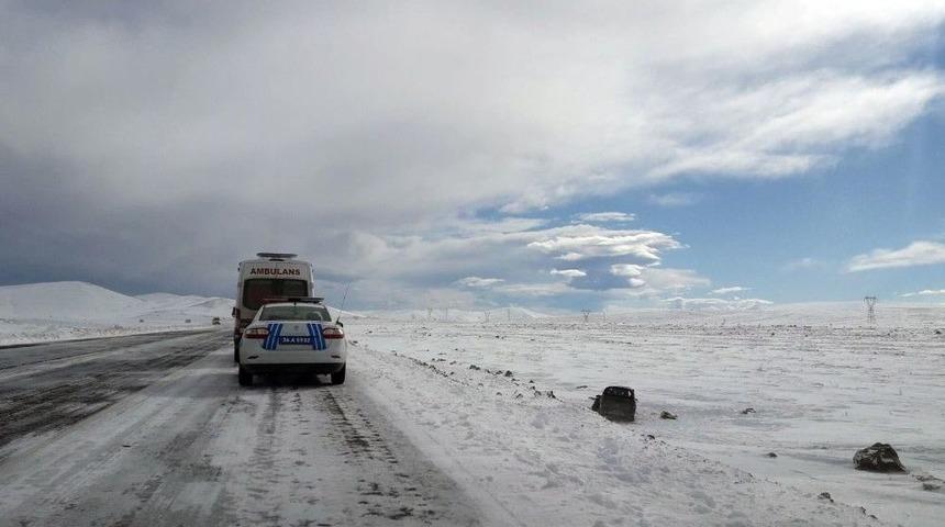 Kaza Mahalinde S&uuml;r&uuml;c&uuml;n&uuml;n Donmuş Cesedi Bulundu