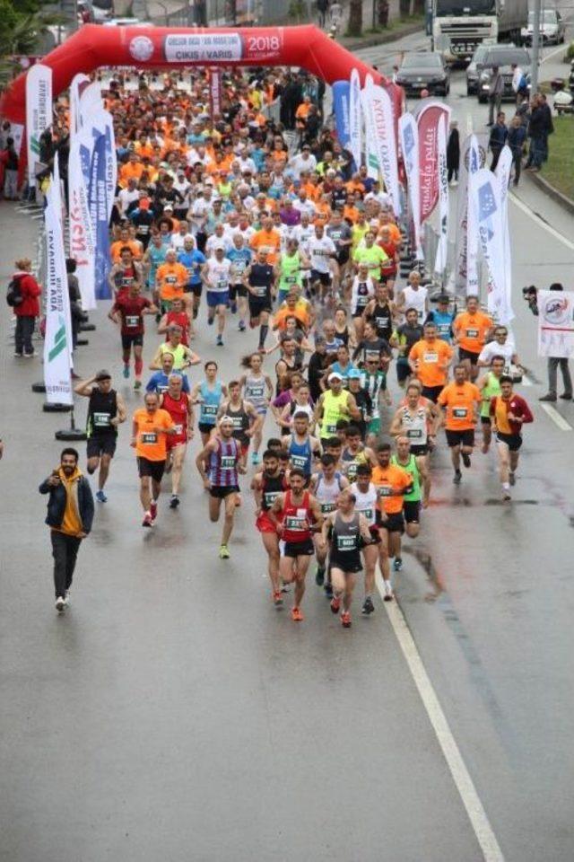 Aksu Yarı Maratonu Koşusu Yapıldı