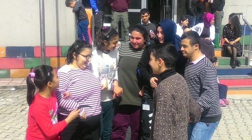 Polisten Vatandaşlara &ldquo;dolandırıcılık&rdquo; Uyarısı