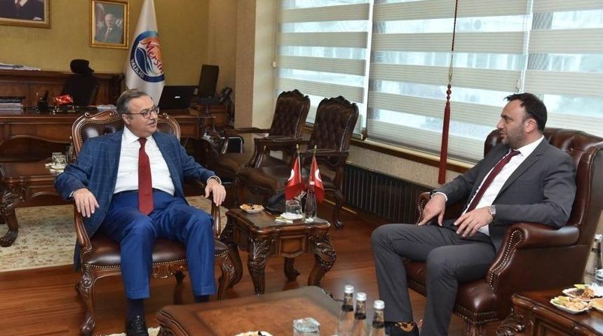 Kktc&rsquo;li Bakan &Ccedil;eler Mersin&rsquo;de