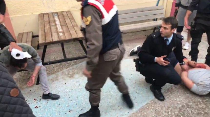 Polisin İkna Etmeye &Ccedil;alıştığı Gen&ccedil;, Av T&uuml;feğiyle Ortalığı Birbirine Kattı
