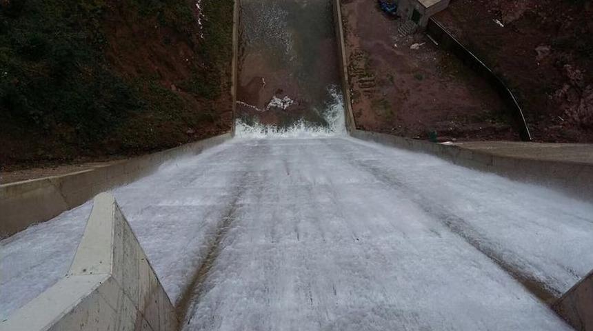 Sarıyayla Nazmi &Ccedil;iloğlu Barajı Tamamen Doldu