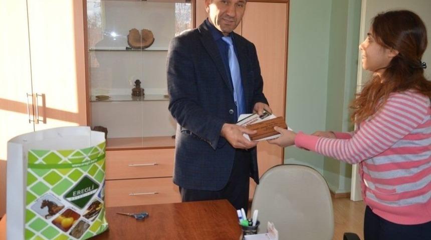 Ereğli Belediyesi &Ouml;ğretmenleri Unutmadı