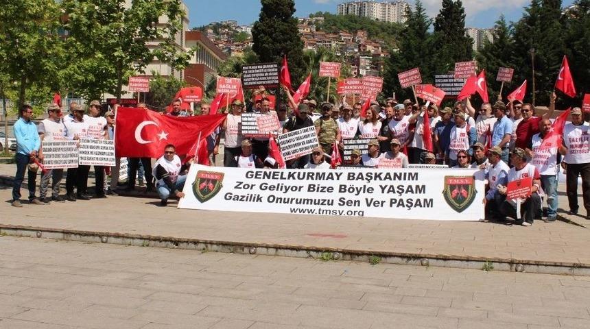 Gazilik Unvanı İ&ccedil;in Yola &Ccedil;ıkan 120 Kişi Kocaeli&rsquo;ne Ulaştı