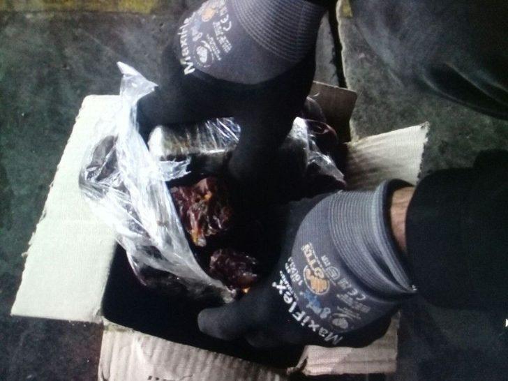 Hurma Kutularından 21 Kilo Uyuşturucu Çıktı G1