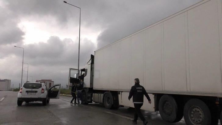 Hurma Kutularından 21 Kilo Uyuşturucu Çıktı G3